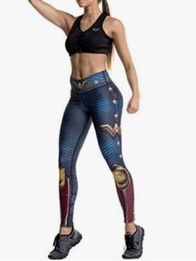 Drakon High-Rise Blue & Red Wonder Emblem‎ Leggings Size M-L